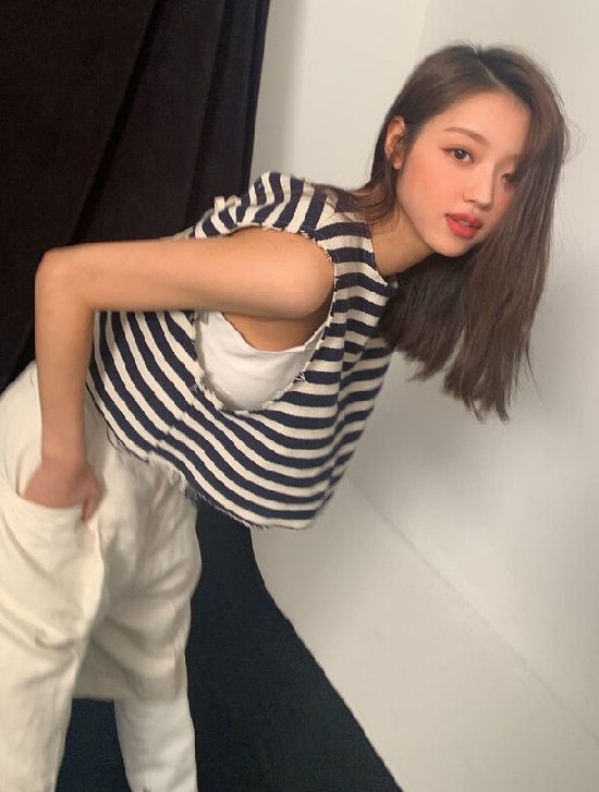 210917-OH-MY-GIRL-Twitter-Update-Happy-Birthday-Yooa-documents-4.jpeg